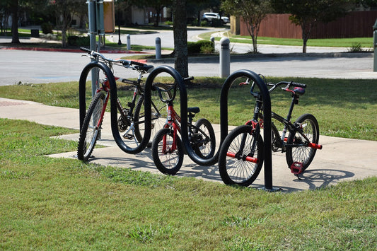 Los materiales más resistentes para aparcabicis